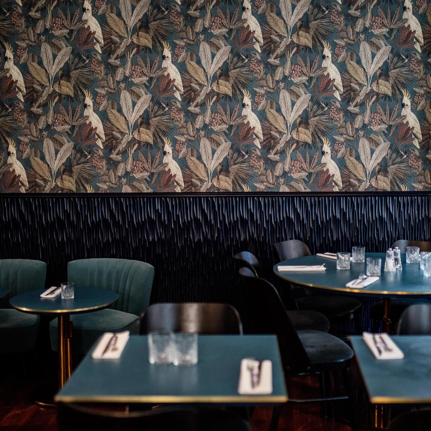 Ambiance de la salle du restaurant Chez Franck, Paris 17e